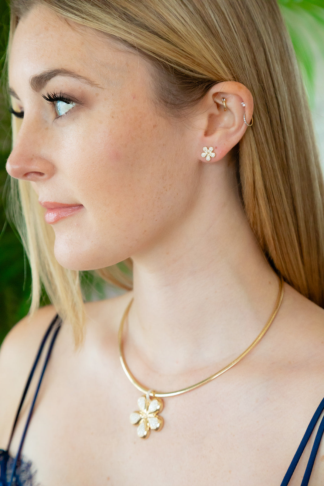 Gold and diamond pave earrings set in 14k yellow gold palm beach style, made in Palm Beach by design team Pelimingo, fine jewelry, flower earrings