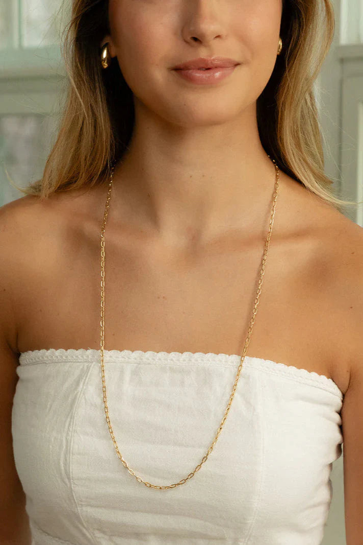 18K Yellow Italian Gold Chain in clip or geometric cable link pattern.  Called our Flagler Chain